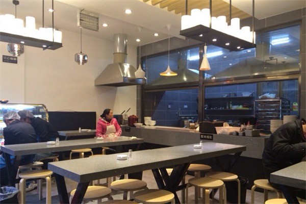 品润私房小锅米线